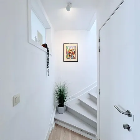 Ruime Moderne Duplex In דירה אוסטנדה