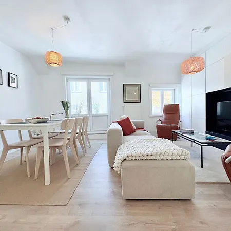 Ruime Moderne Duplex In Lägenhet